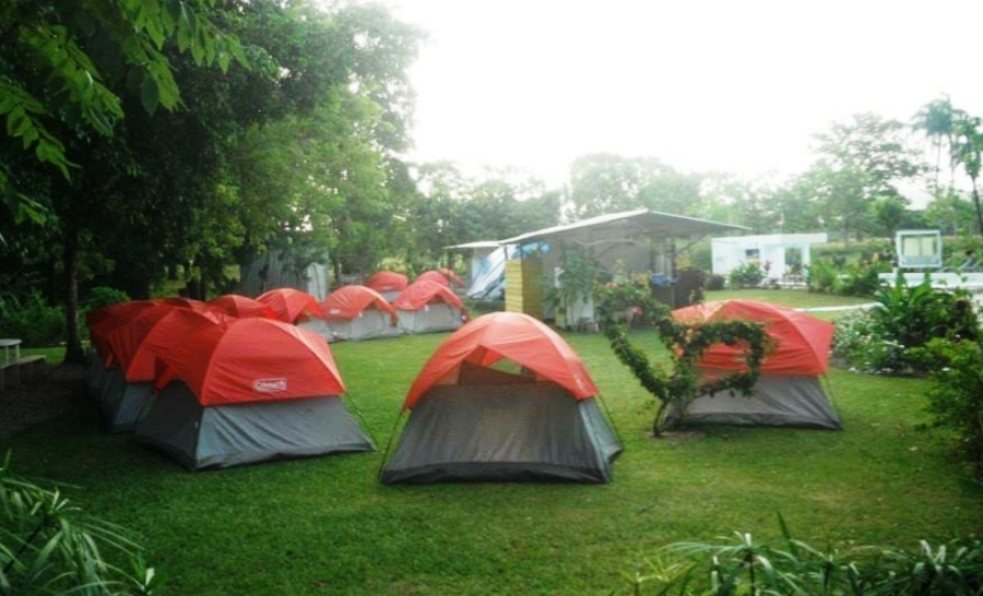 You can also camp in the DR